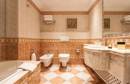 Olhos D'Agua Hotel | Pine Cliffs Village