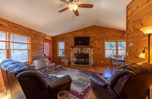 Blowing Rock House | Pine Creek Cabin