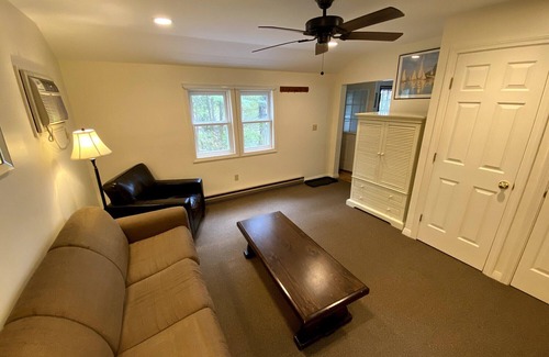 Lincolnville Cabin | Pine Grove Cottages: Cottage 9 - Pet Friendly