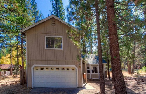 Pioneer Trail House | Pine Haven by Lake Tahoe Accommodations