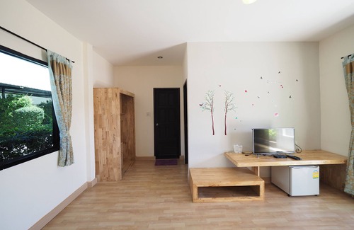 Sai Thai Hotel | Pine Home