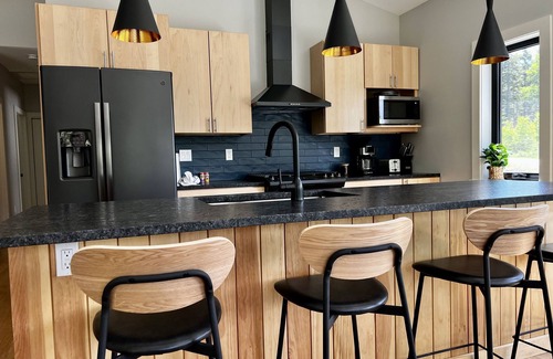 Southwest Harbor House | Pine Lodge: 2-bedroom vacation home minutes to Acadia National Park