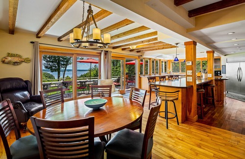 Northport House | PINE LODGE NORTHPORT MAINEnFAMILY REUNIONS, WEDDING,RETREATnACADIA BAR HARBOR