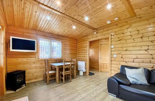 Camerton House | Pine Lodge - Uk46279