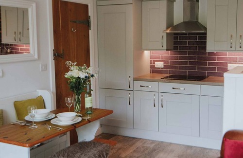 Eardington Cottage | Pine Tree Lodge Bridgnorth