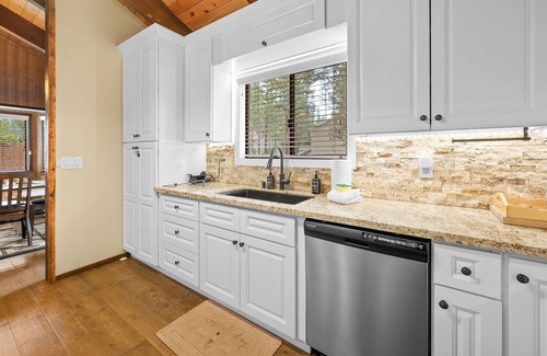 Big Bear City Cabin | Pine View Escape