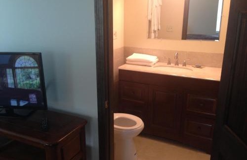 Old Orchard Beach Hotel | Pine View Lodge Old Orchard Beach