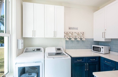 Governor's Harbour House | Pineapple House 4 Bedroom Home