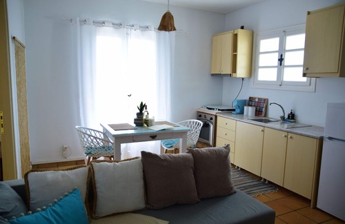 Manganos Condo | Pinecone Cozy apartment with hot-tub, convenient location