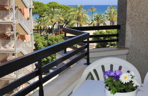 La Pineda Apartment | PINEDA BAHIA HomeStay by Turismar
