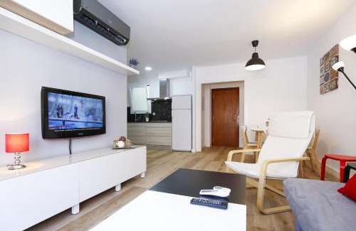 La Pineda Apartment | PINEDA BAHIA HomeStay by Turismar
