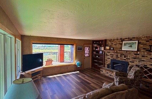 Pinedale House | Pinedale's Mountain Vista
