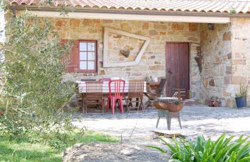 Serra da Pescaria Villa | Pines of Salgado beachview villa by Book YourHoliday PT