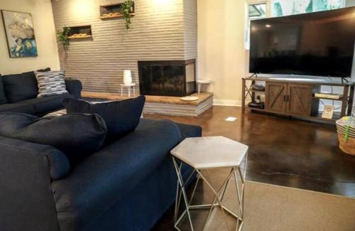 Town of Pines House | Pines Ranch, 1 Mile to the Beach w/Golden Tee Arcade