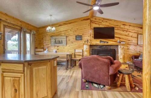 Lead House | Pineview Cabin - Hot Tub