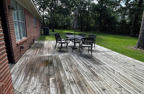 Spring House | Pinewoods Hideaway – Quiet Comfort Near It All