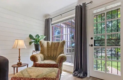 North End Cottage | Pink House Cottage with Private Entrance!