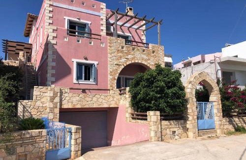 Palaiochora Apartment | Pink House