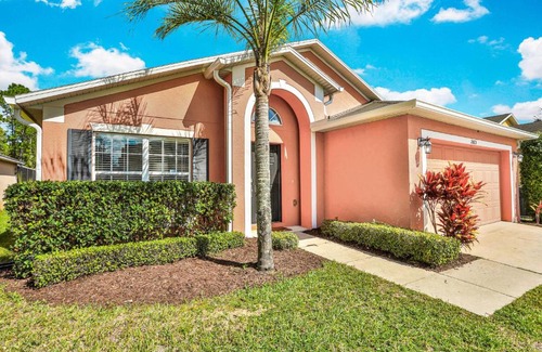 Sandy Ridge House | Pink Palms Villa
