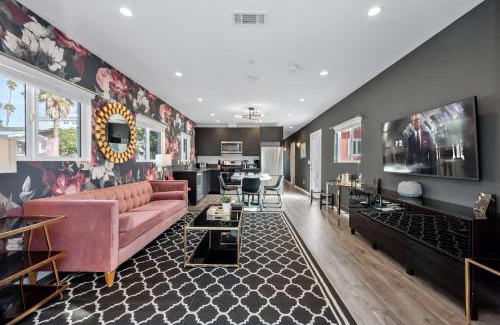 Hollywood Hotel | Pink Revival Historic Remodeled Bungalows Heart of Hollywood