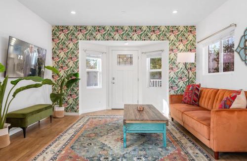 Hollywood Hotel | Pink Revival Historic Remodeled Bungalows Heart of Hollywood