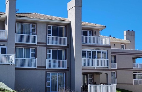 Pinnacle Point Apartment | Pinnacle Point Golf Estate - Golf Villa 10-1