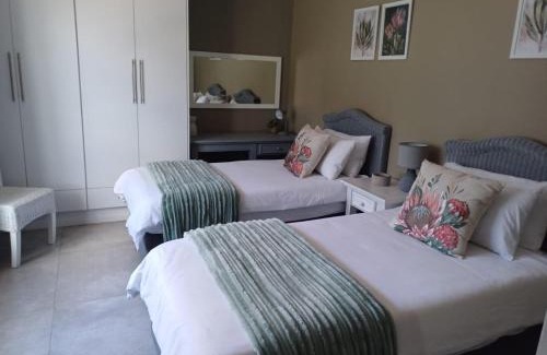 Pinnacle Point House | Pinnacle Point Units