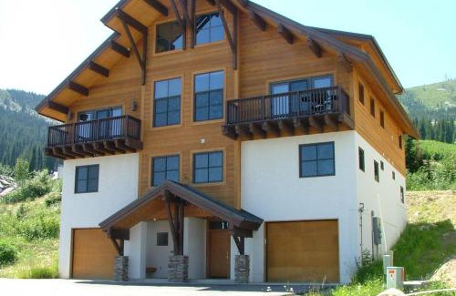 Sandpoint House | Pinnacle Ridge 02