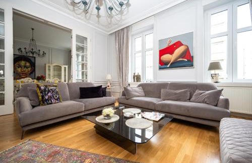 Old Town Apartment | Pinterest Apartment in the City Center