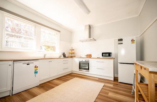 North Tamworth House | Piper Belle