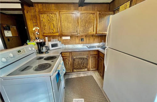 Bessemer House | Piper Haus Chalet Unit 1