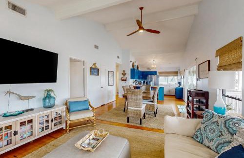 Pirates Beach House | Piper’s Place