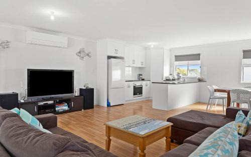 Goolwa Beach House | Pipi's Goolwa Getaway