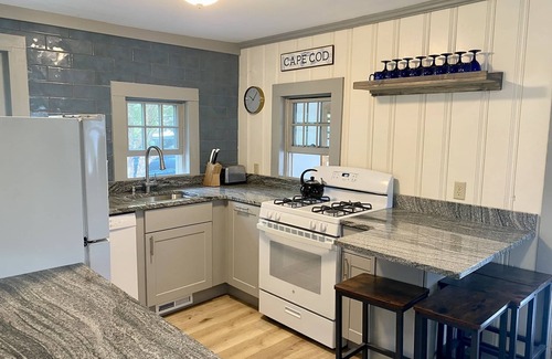 Barnstable County Cottage | Piping Plover-A Classic Cape Cottage