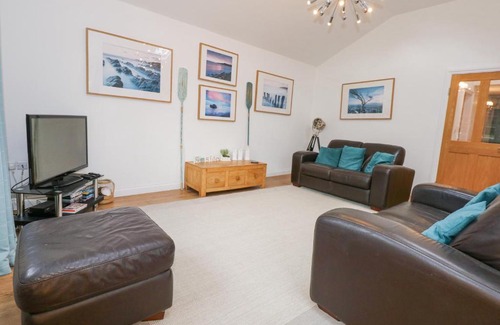 Beaumaris House | Pippin Cottage