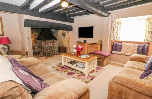 Bridport House | Pippins Loders
