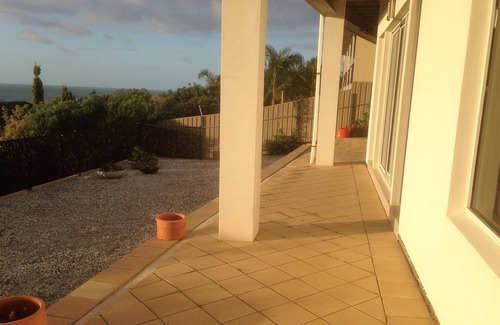 Hallett Cove Apartment | Piralillia Holiday Apartment
