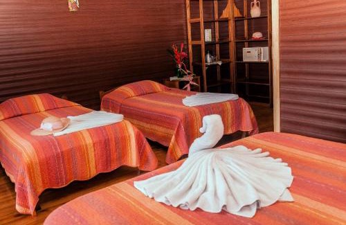 Drake Bay Hotel | Pirate Cove
