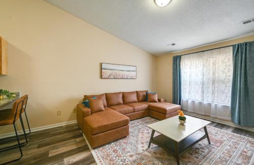 Greenville House | Pirate Game Day Base Greenville Home Near Campus!