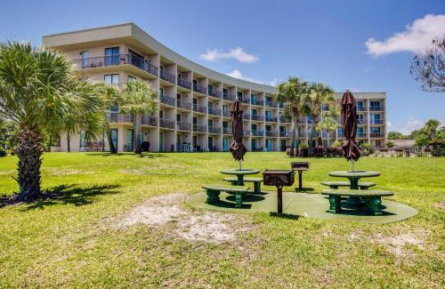 Fort Walton Beach Hotel | Pirates Bay III