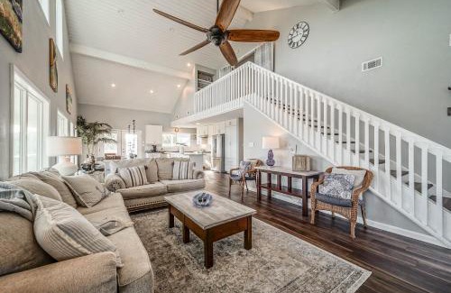 Pirates Beach House | Pirates Beach Coastal Charm at Sandy Paws