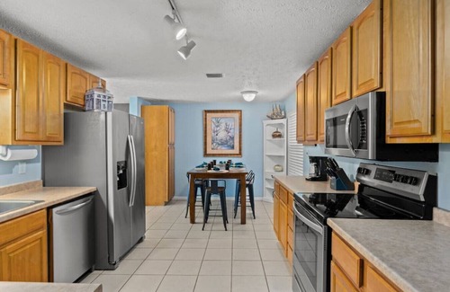 El Centro Beach House | Pirates Cove: PrvtPool, HtTub, FirePit, GameRoom, 5MinWalk2Bch, FREE Activities!