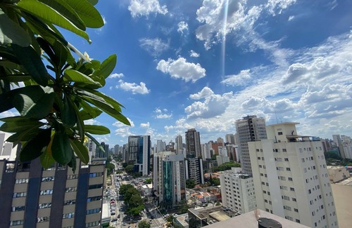 Campo Belo Apartment | Piscina- AC- academia - Brazilian Corner
