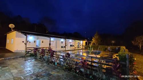 Nazare Paulista House | Piscina aquecida Mairiporã Sítio Simples Desejo