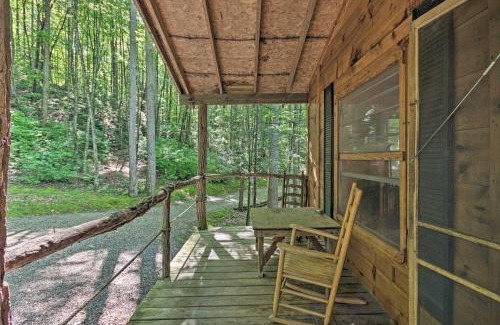 Barnardsville House | Pisgah Forest The Oak Cabin with Deck by Creek