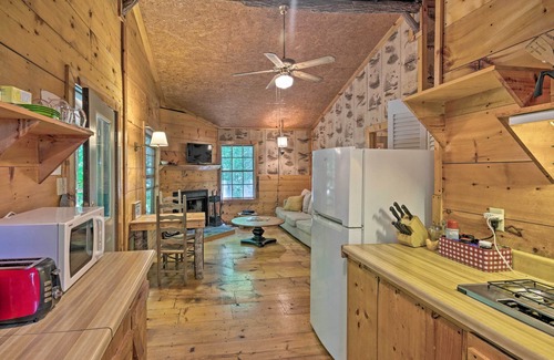 Barnardsville Cabin | Pisgah Forest 'The Oak' Cabin w/Deck by Creek