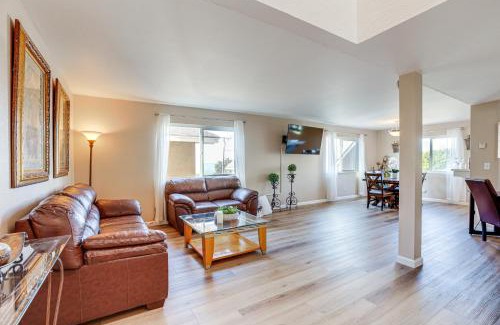 Motel District Apartment | Pismo Beach Condo with Balcony Near Wineries!