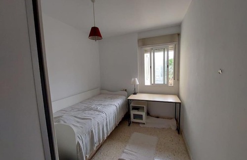 La Linea de la Concepcion Apartment | Piso céntrico de dos dormitorios