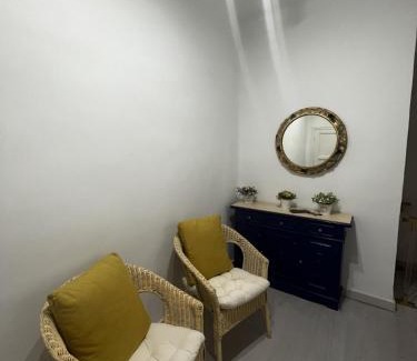 Ciudad Lineal Apartment | Piso completo a 5 minutos del metro linea 5 verde