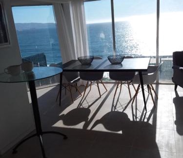 Renaca House | Piso completo tipo loft independiente y vista de primera linea